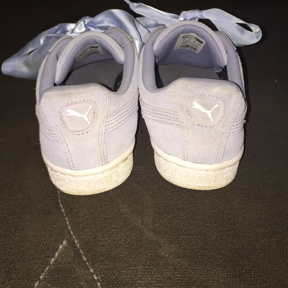 🌟Puma Suede Sneakers🌟 - Picture 4 of 6